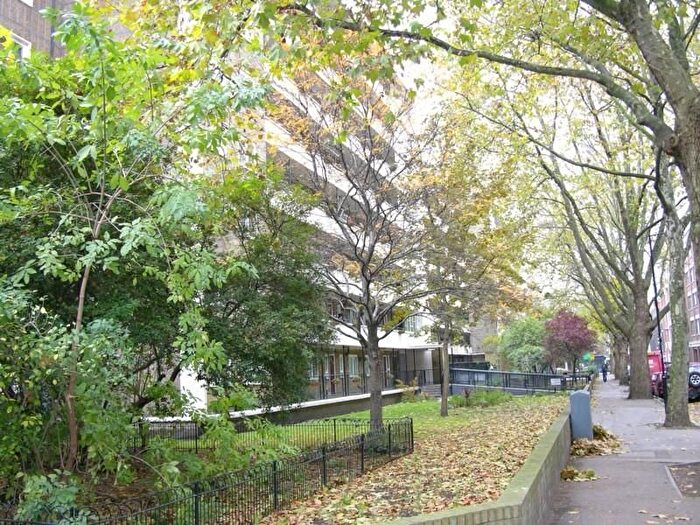 1 Bedroom Flat To Rent In Grimthorpe House, EC1V