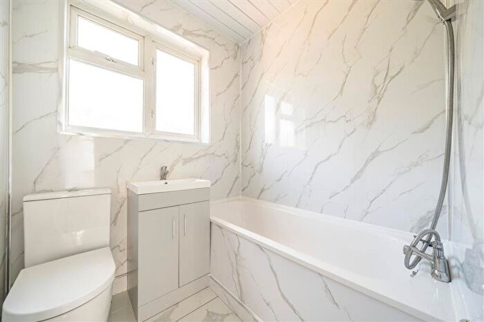 3 Bedroom Terraced House For Sale In Woodbrook Road, Abbey Wood, SE2