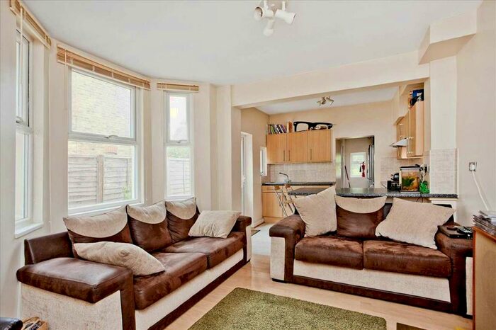 5 Bedroom Semi-Detached House To Rent In Worthington Road, Surbiton, KT6