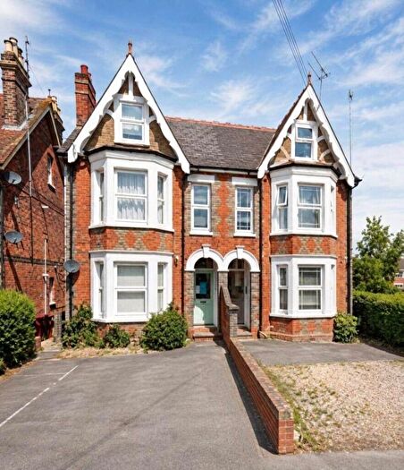Studio To Rent In Tilehurst Road, Reading, Berkshire, RG30