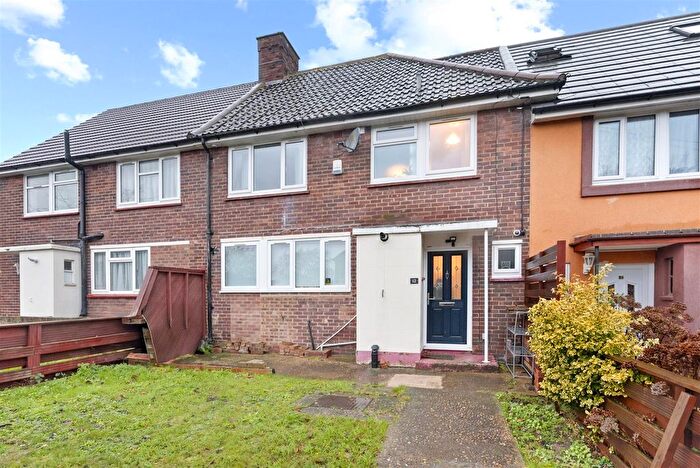 3 Bedroom Terraced House For Sale In Keir Hardie Way, Barking, IG11