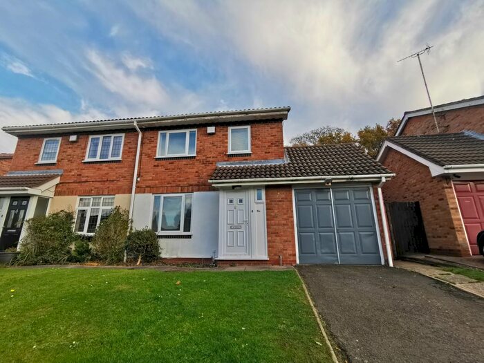 3 Bedroom Semi-Detached House To Rent In Newman Way, Rednal, Birmingham, B45