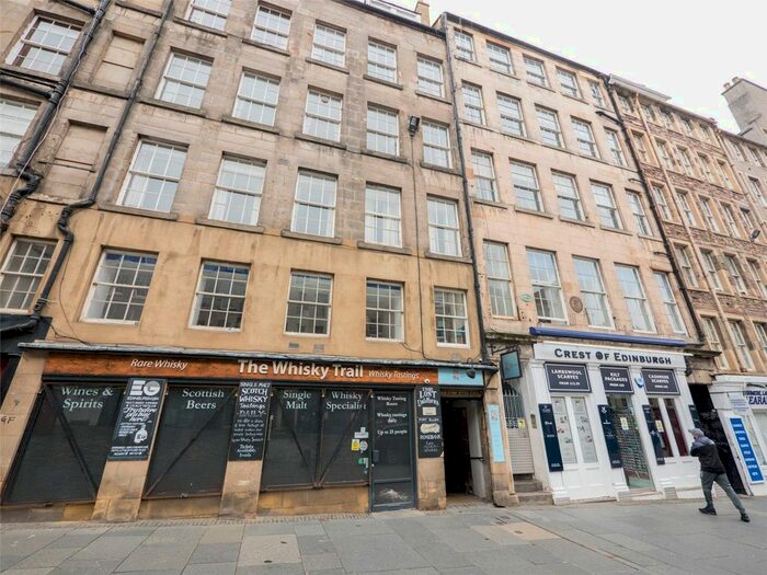 1 Bedroom Flat To Rent In High Street, Edinburgh, EH1