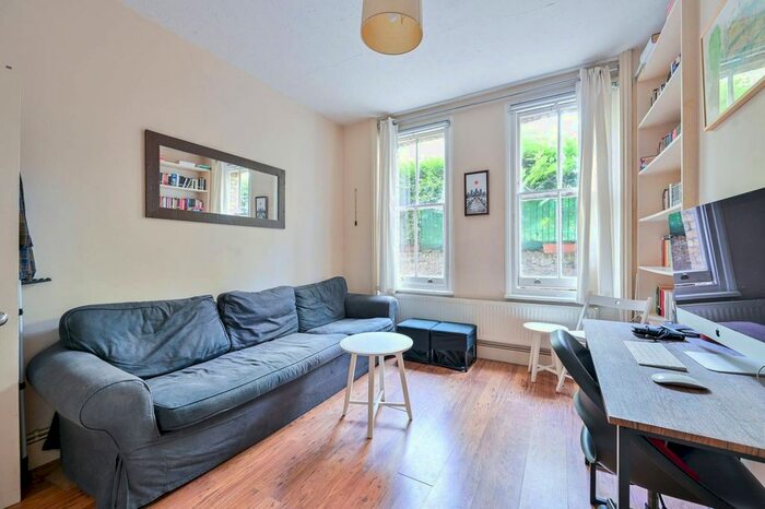 2 Bedroom Flat To Rent In Bath Terrace, Borough, London, SE1