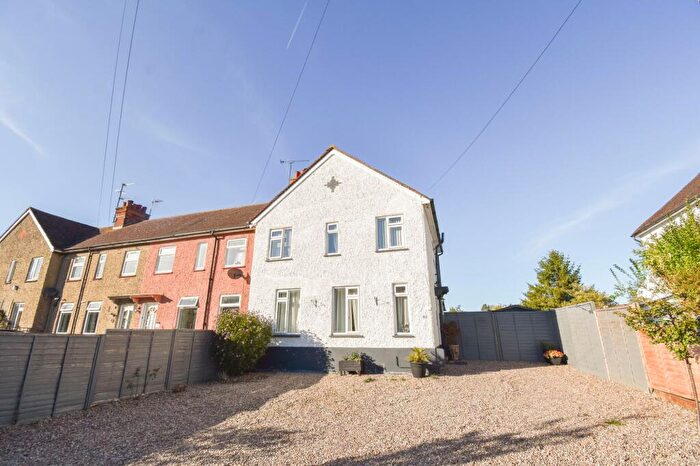 3 Bedroom End Of Terrace House For Sale In Radwell Road, Milton Ernest, MK44