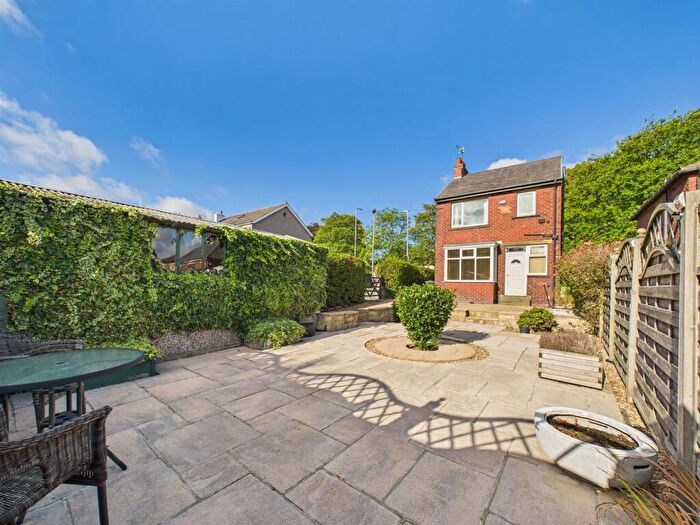 2 Bedroom Detached House For Sale In The Croft, Crowtrees Lane, Brighouse, HD6