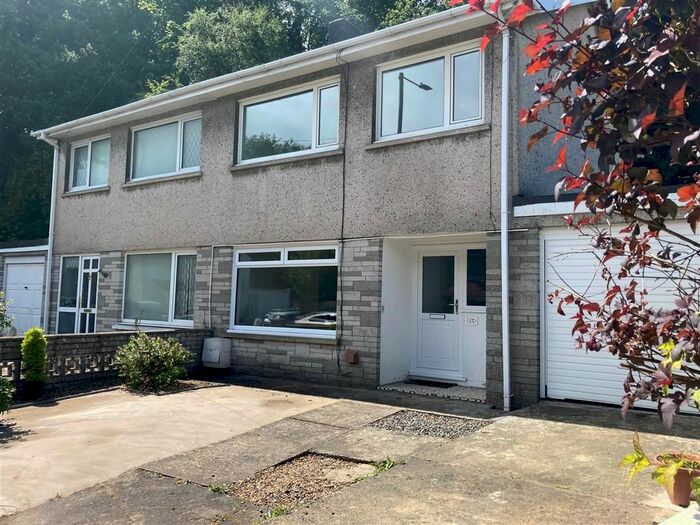 3 Bedroom Semi-Detached House To Rent In Ashleigh Terrace, Jersey Marine, Neath, SA10
