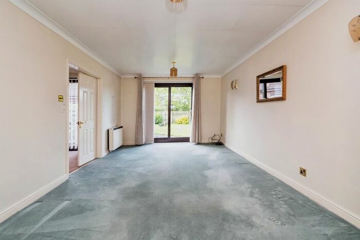 3 Bedroom Detached Bungalow For Sale In Mallard Avenue, Leven, Beverley, HU17