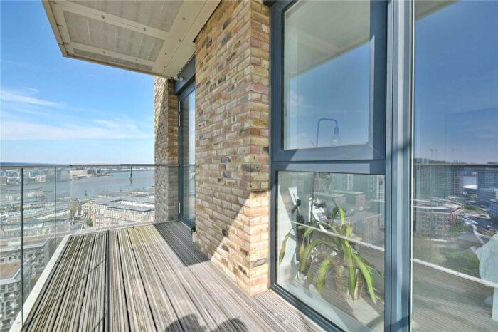 2 Bedroom Flat To Rent In Victory Parade, Plumstead Road, SE18