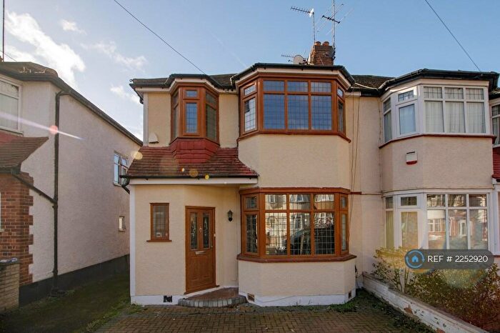 4 Bedroom Semi-Detached House To Rent In Colin Crescent, London, NW9