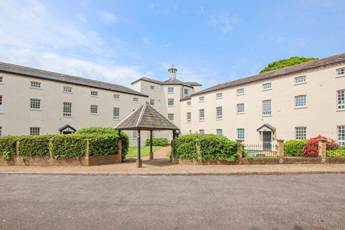 1 Bedroom Apartment To Rent In Collett Road, Ware, SG12