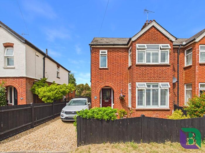 3 Bedroom Semi-Detached House For Sale In Downham Road, Milton Keynes, MK17