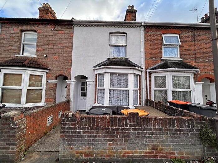 3 Bedroom House To Rent In Howard Avenue, Bedford, MK40
