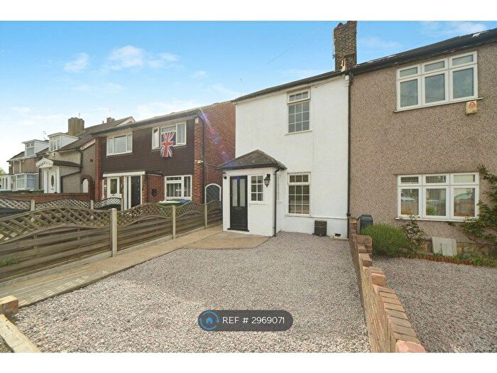 3 Bedroom Semi Detached House To Rent In Perry St, Dartford, DA1
