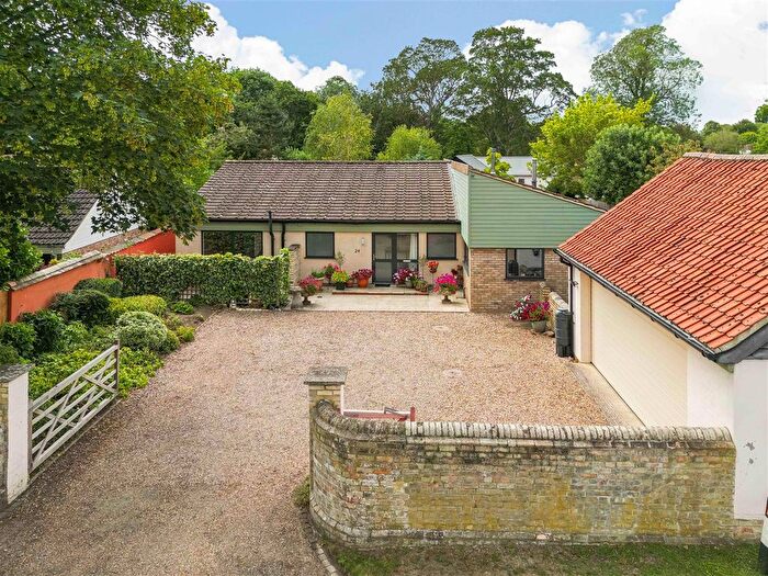 4 Bedroom Bungalow For Sale In Middle Street, Thriplow, Royston, SG8