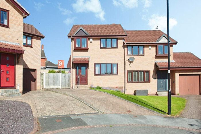 3 Bedroom Semi Detached House For Sale In Nether Ley Gardens, Chapeltown, Sheffield, S35