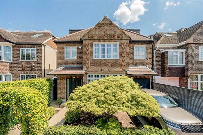 5 Bedroom House For Sale In Parke Road, Barnes, SW13