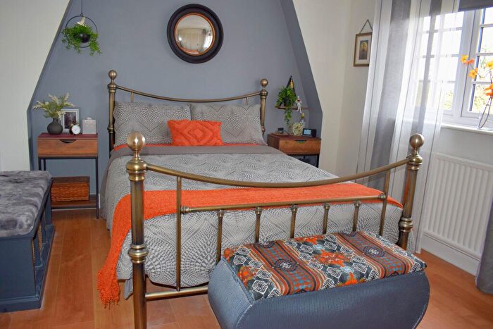 2 Bedroom Cottage For Sale In Station Road, Scawby, DN20