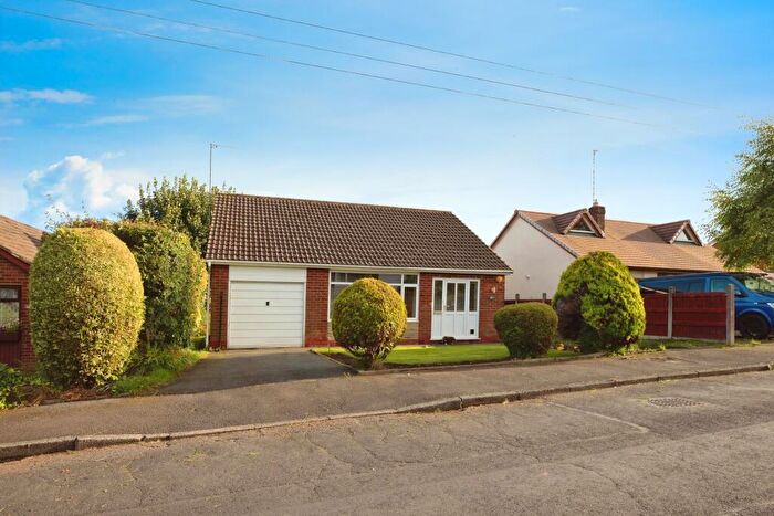 3 Bedroom Bungalow For Sale In Seven Acres Lane, Norden, Rochdale, Greater Manchester, OL12