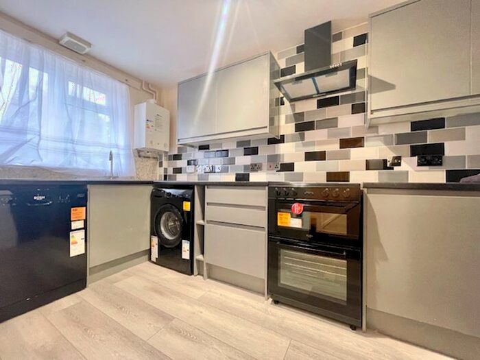 2 Bedroom Terraced House To Rent In Sumner Road, London, SE15