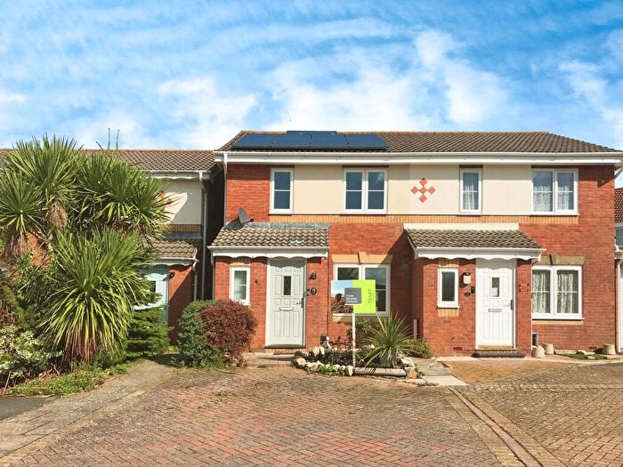 3 Bedroom Property To Rent In Rosetta Drive, East Cowes, PO32