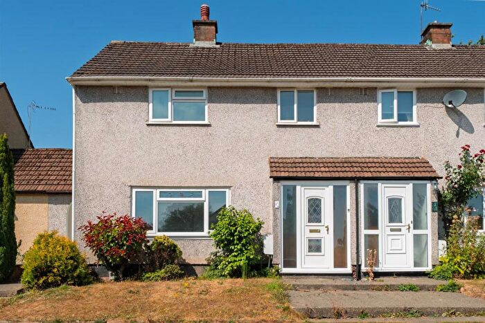 3 Bedroom Semi-Detached House For Sale In Tynewydd Avenue, Pontnewydd, Cwmbran, NP44