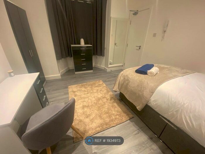 6 Bedroom Semi-Detached House To Rent In Ranelagh Road, Ipswich, IP2