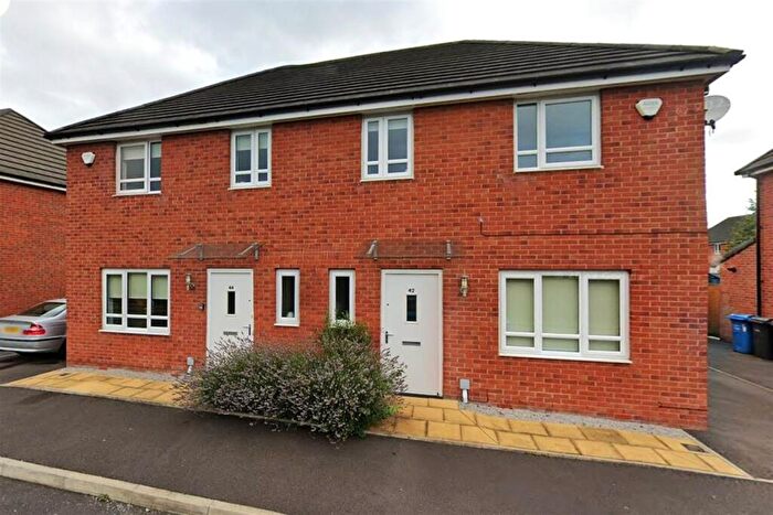 4 Bedroom Semi-Detached House To Rent In Alliott Avenue, Bridgewater Park, Eccles, M30