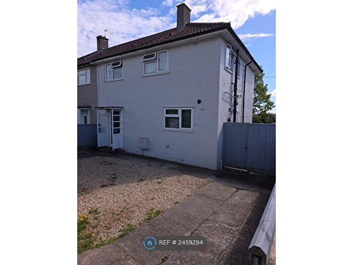 3 Bedroom Semi-Detached House To Rent In Cotman Walk, Bristol, BS7