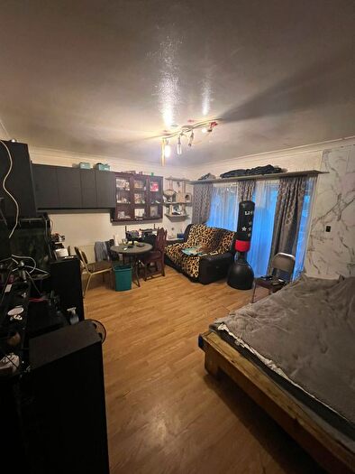 3 Bedroom Terraced House For Sale In Darwell Close, London, E6
