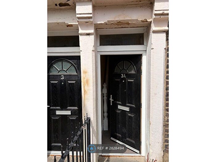 5 Bedroom Flat To Rent In Callerton Place, Newcastle Upon Tyne, NE4