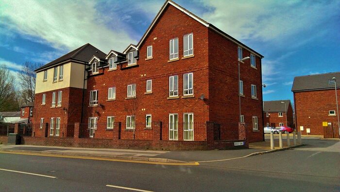 2 Bedroom Flat To Rent In Heatley Gardens, Bolton Road, Westhoughton, BL5