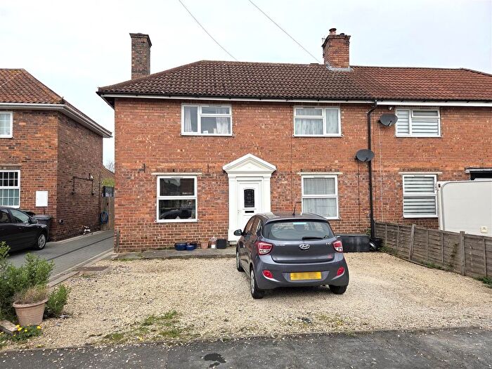 3 Bedroom Semi Detached House For Sale In Worth Crescent, Stourport-On-Severn, DY13