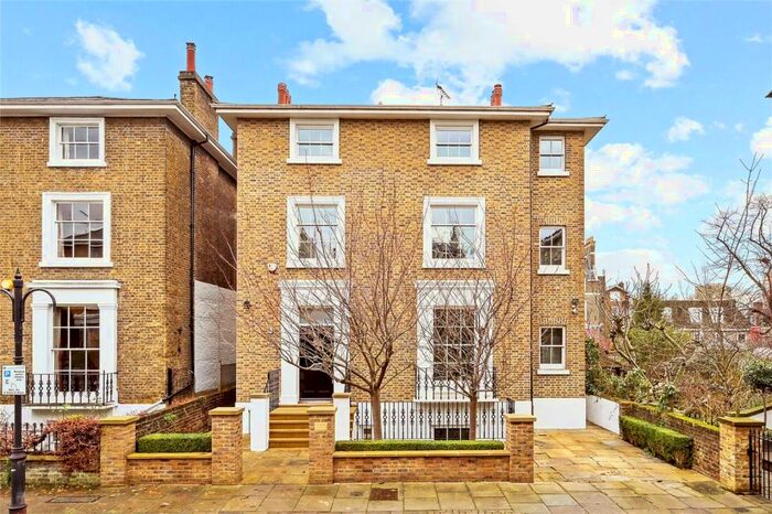 5 Bedroom Detached House To Rent In Clifton Hill, St. John's Wood, London, NW8
