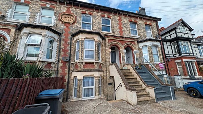 2 Bedroom Flat To Rent In Folkestone Road, Dover, Kent, CT17