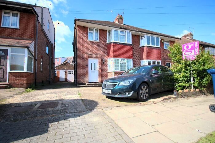 3 Bedroom Semi-Detached House To Rent In Lynford Gardens, Edgware, Middlesex, HA8