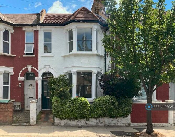 4 Bedroom Terraced House To Rent In Chalgrove Road, London, N17