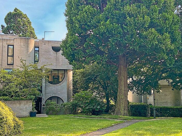 3 Bedroom Semi-Detached House To Rent In Apex Drive, Frimley, GU16