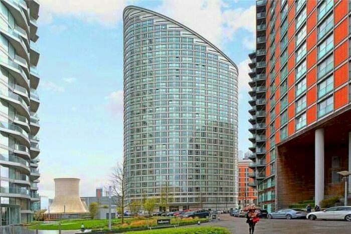 Studio To Rent In Ontario Tower, Fairmont Avenue, Canary Wharf, London, E14