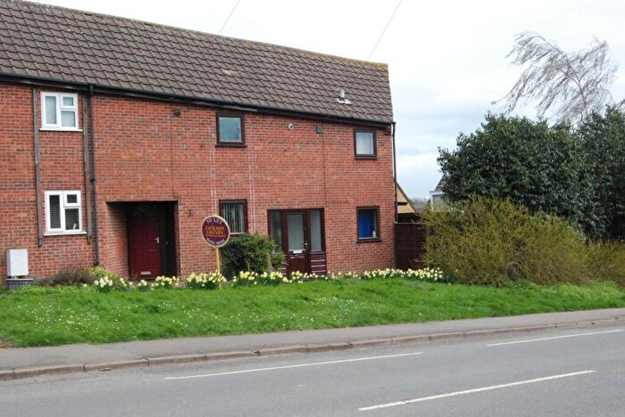 1 Bedroom Terraced House To Rent In Badby Road, Daventry, Northamptonshire, NN11