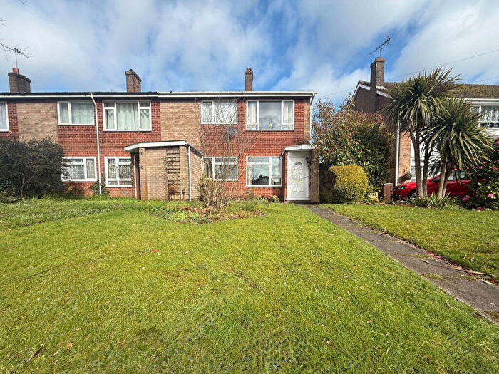 2 Bedroom Maisonette For Sale In Chester Road, Castle Bromwich, Birmingham, B36