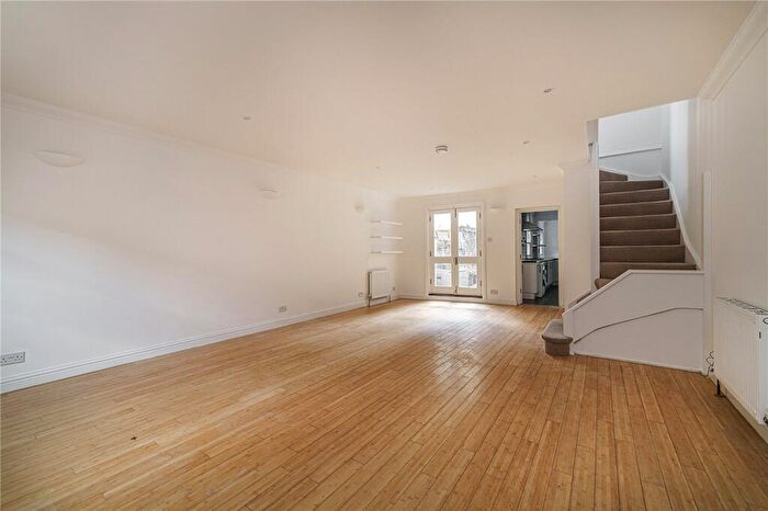 4 Bedroom House To Rent In Upland Road, East Dulwich, London, SE22