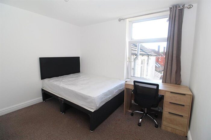 1 Bedroom House To Rent In Colum Road, Cathays, Cardiff, CF10