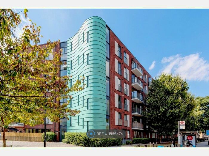 2 Bedroom Flat To Rent In The Drakes, London, SE8