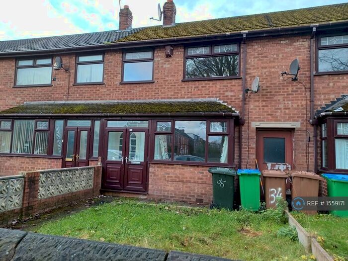 3 Bedroom Terraced House To Rent In Mere Street, Rochdale, OL11
