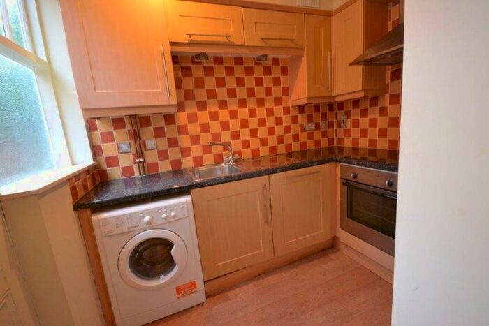 4 Bedroom House To Rent In Howard Road, LE2