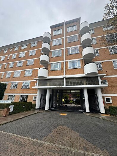 2 Bedroom Flat To Rent In Christchurch Road, London, SW2