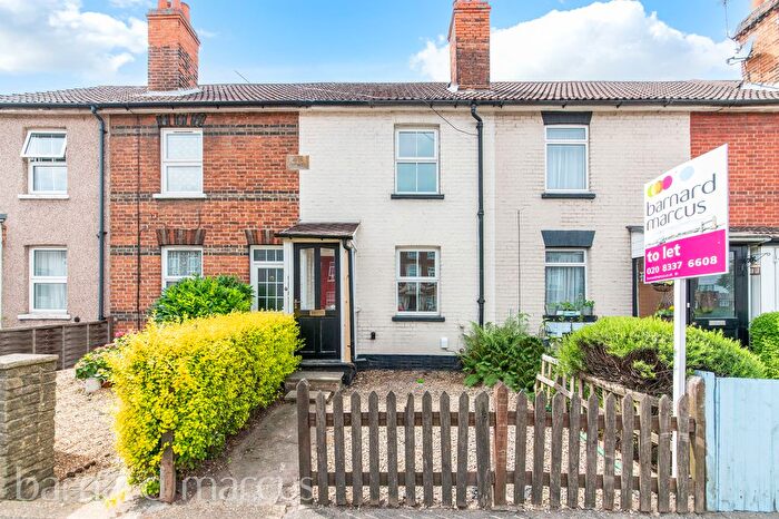 2 Bedroom Property To Rent In Cheam Common Road, Worcester Park, KT4