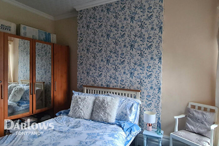 4 Bedroom Semi-Detached House For Sale In Ty Celennyn, Pentre, CF41