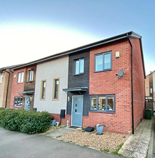 3 Bedroom Property To Rent In Hawksbill Way, Peterborough, PE2